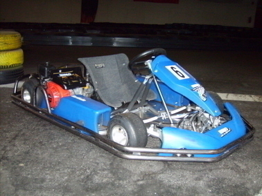 Bild vergr&ouml;&szlig;ern: GoKart