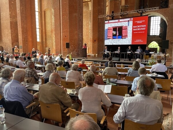 Bild vergr&ouml;&szlig;ern: Kongress Backsteinbaukunst 2024