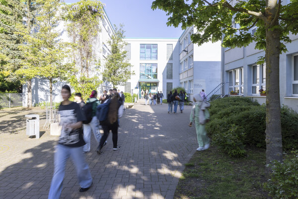 Bild vergr&ouml;&szlig;ern: Ostsee-Schule Wismar