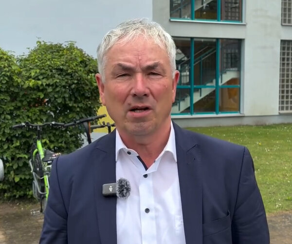 Bild vergr&ouml;&szlig;ern: Video Ostseeschule