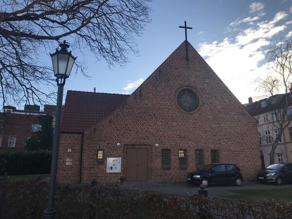 Bild vergr&ouml;&szlig;ern: Neue Kirche in Wismar