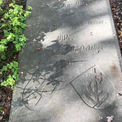 Bild vergr&ouml;&szlig;ern: Friedhof Wismar, AF/421, Grabstätte C. G. N. Canow