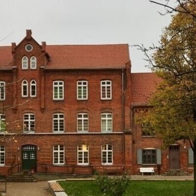 Bild vergr&ouml;&szlig;ern: Ehemalige Ing.-Akademie, Heiligen-Geist-Hof