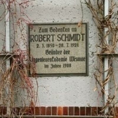 Bild vergr&ouml;&szlig;ern: Gedenktafel Robert Schmidt