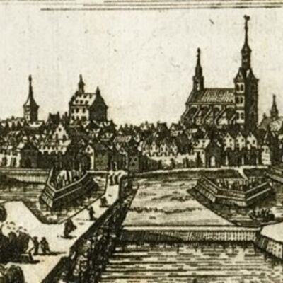 Bild vergr&ouml;&szlig;ern: Stadtansicht Wismar um 1716 (Ausschnitt), rechts im Hintergrund die Hinrichtungsstätte auf dem Galgenberg
