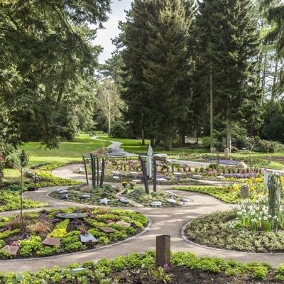 Bild vergr&ouml;&szlig;ern: Bestattungsgarten "Zum Anker"