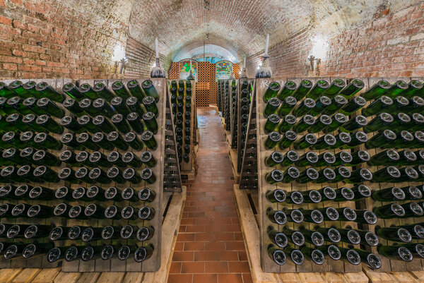 Bild vergr&ouml;&szlig;ern: Hanse Sektkellerei