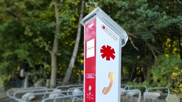Bild vergr&ouml;&szlig;ern: Notrufsäule Wendorf Strand