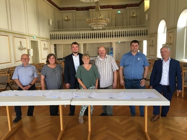 Bild vergr&ouml;&szlig;ern: Unterzeichnung_SUR-Vereinbarung