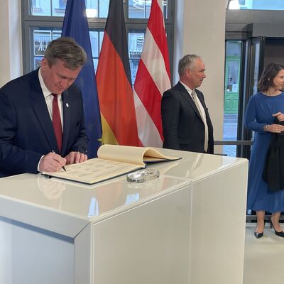 Bild vergr&ouml;&szlig;ern: Außenminister in Wismar