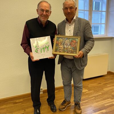 Bild vergr&ouml;&szlig;ern: Geschenk_von Taso