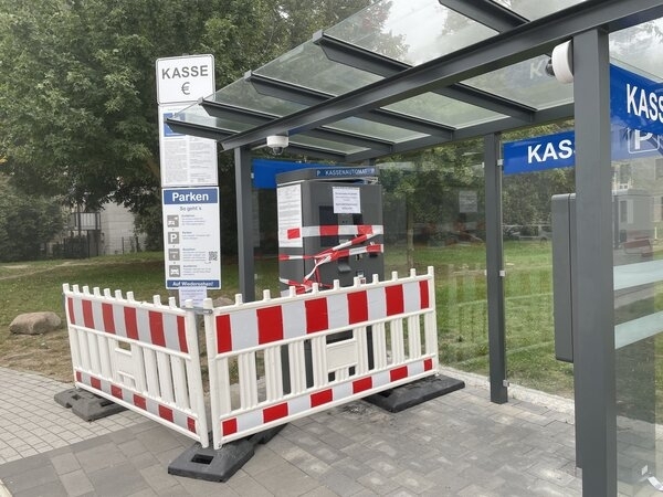 Bild vergr&ouml;&szlig;ern: Kassenautomat gesprengt