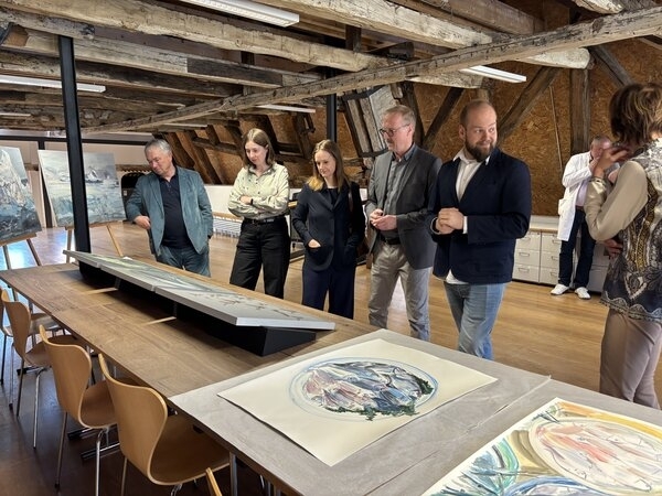 Übergabe Kunstwerke Alfred Heth