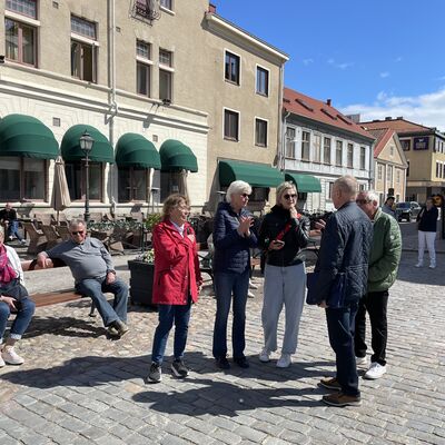 Bild vergr&ouml;&szlig;ern: Stadtrundgang durch Kalmar.