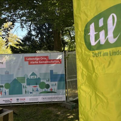 Bild vergr&ouml;&szlig;ern: Im Lindengarten.
