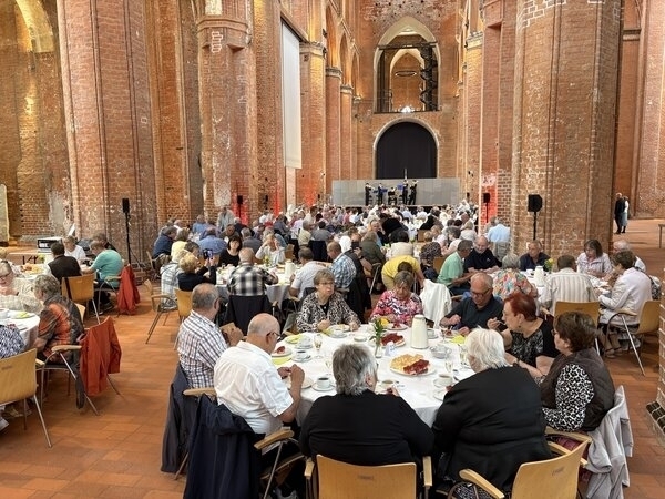 Empfang der 70-Jährigen in der St.-Georgen-Kirche.