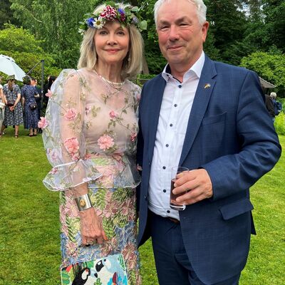 Bild vergr&ouml;&szlig;ern: Die Botschafterin des Königreichs Schweden, I.E. Veronika Wand-Danielsson, mit Wismars Bürgermeister Thomas Beyer in Berlin.