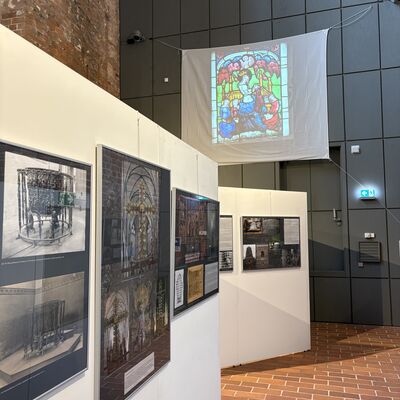 Im Jahr 2025 war die Ausstellung "St. Marien - ein großartiger Bau" bereits einen Monat lang im Marienkirchturm zu sehen.