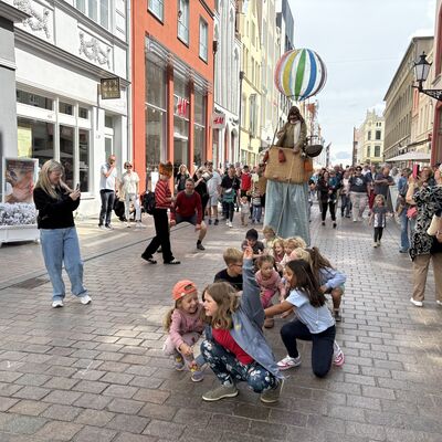 Bild vergr&ouml;&szlig;ern: Allfons der Ballonfahrer, Theater Dramaukles.
