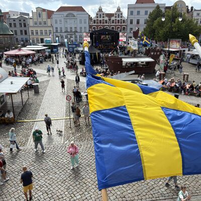 Bild vergr&ouml;&szlig;ern: Schwedenfest in Wismar.