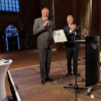 Bild vergr&ouml;&szlig;ern: Verleihung der Kalmar Medal an Olaf Heilig