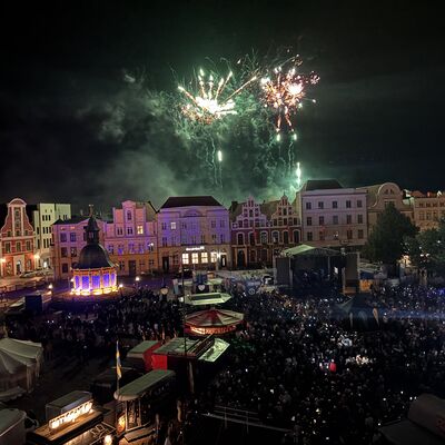 Bild vergr&ouml;&szlig;ern: Feuerwerk Schwedenfest 2026