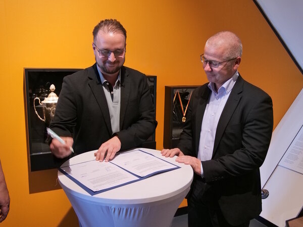 Bild vergr&ouml;&szlig;ern: Vertragsunterzeichnung Technisches Landesmuseum MV