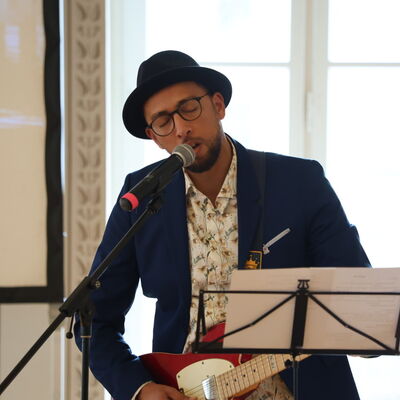 Bild vergr&ouml;&szlig;ern: Musikalisch untermalt wurde die Veranstaltung von Imad Fusion.