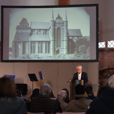 Bild vergr&ouml;&szlig;ern: Gedenkveranstaltung Gotisches Viertel 2026