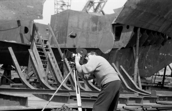 Bild vergr&ouml;&szlig;ern: Foto Werft Kameramann